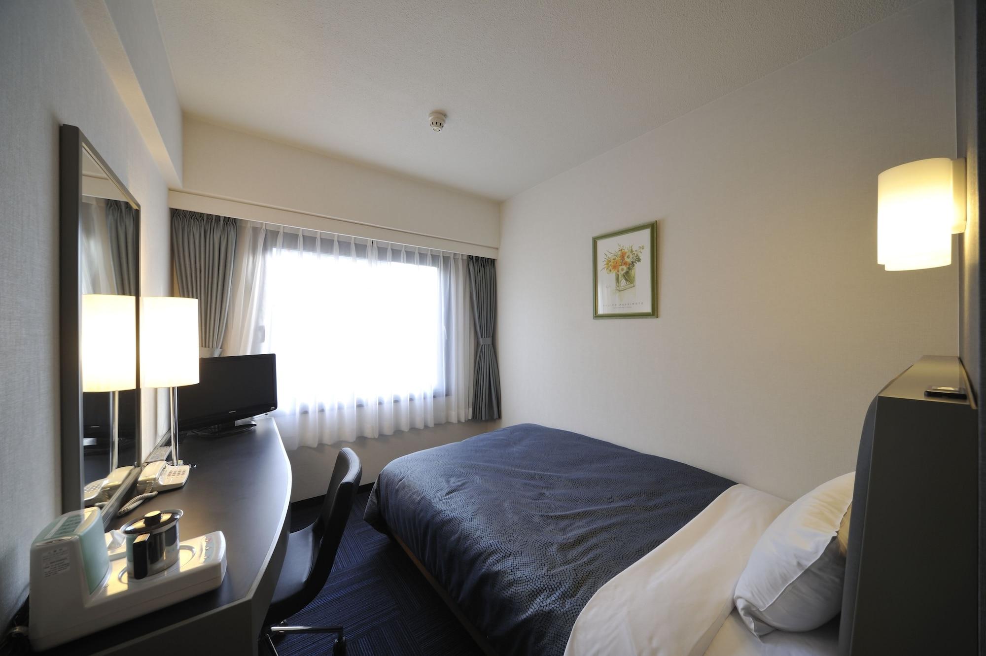 Grand Central Hotel Tokyo Exterior photo