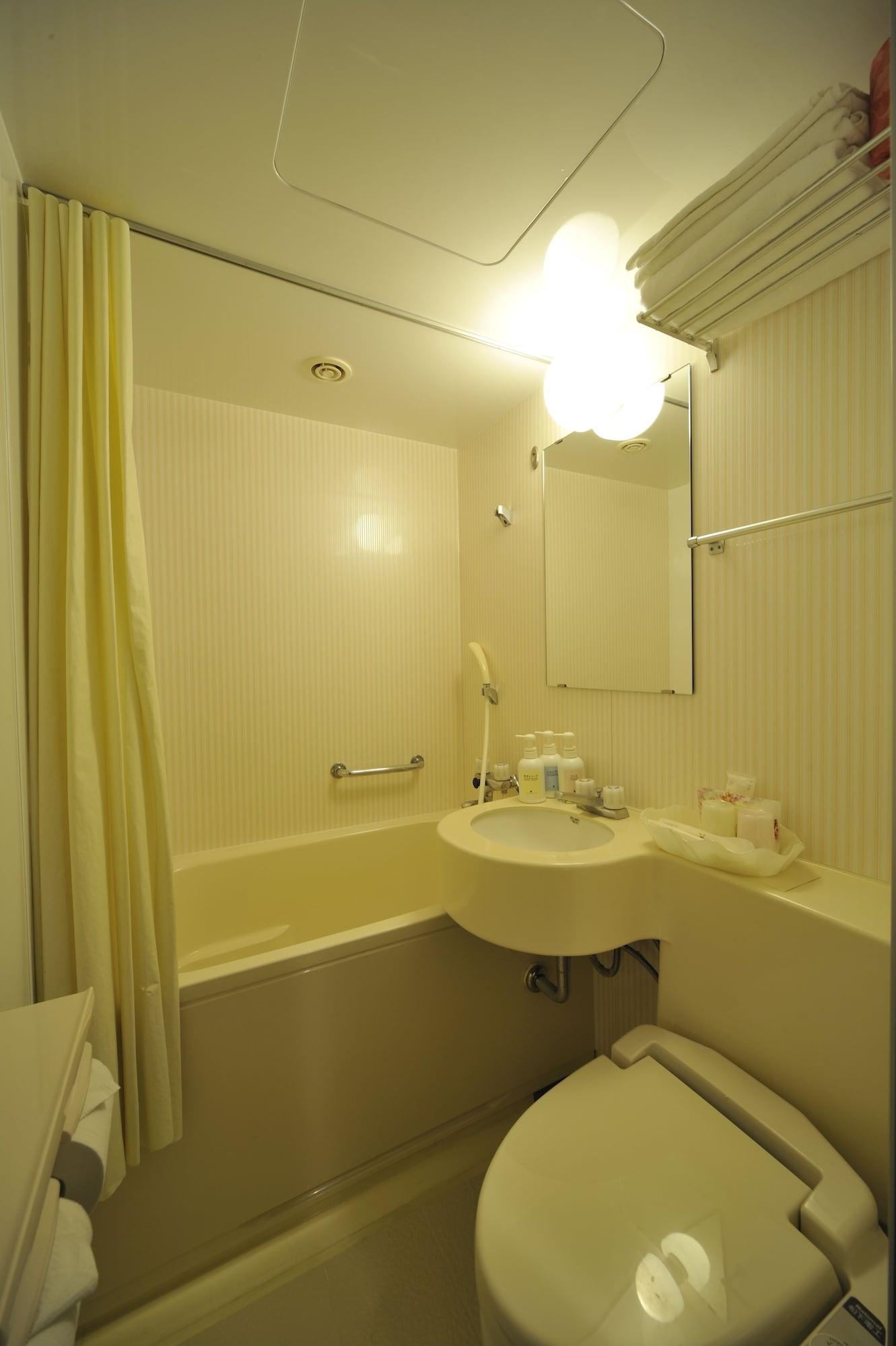 Grand Central Hotel Tokyo Exterior photo
