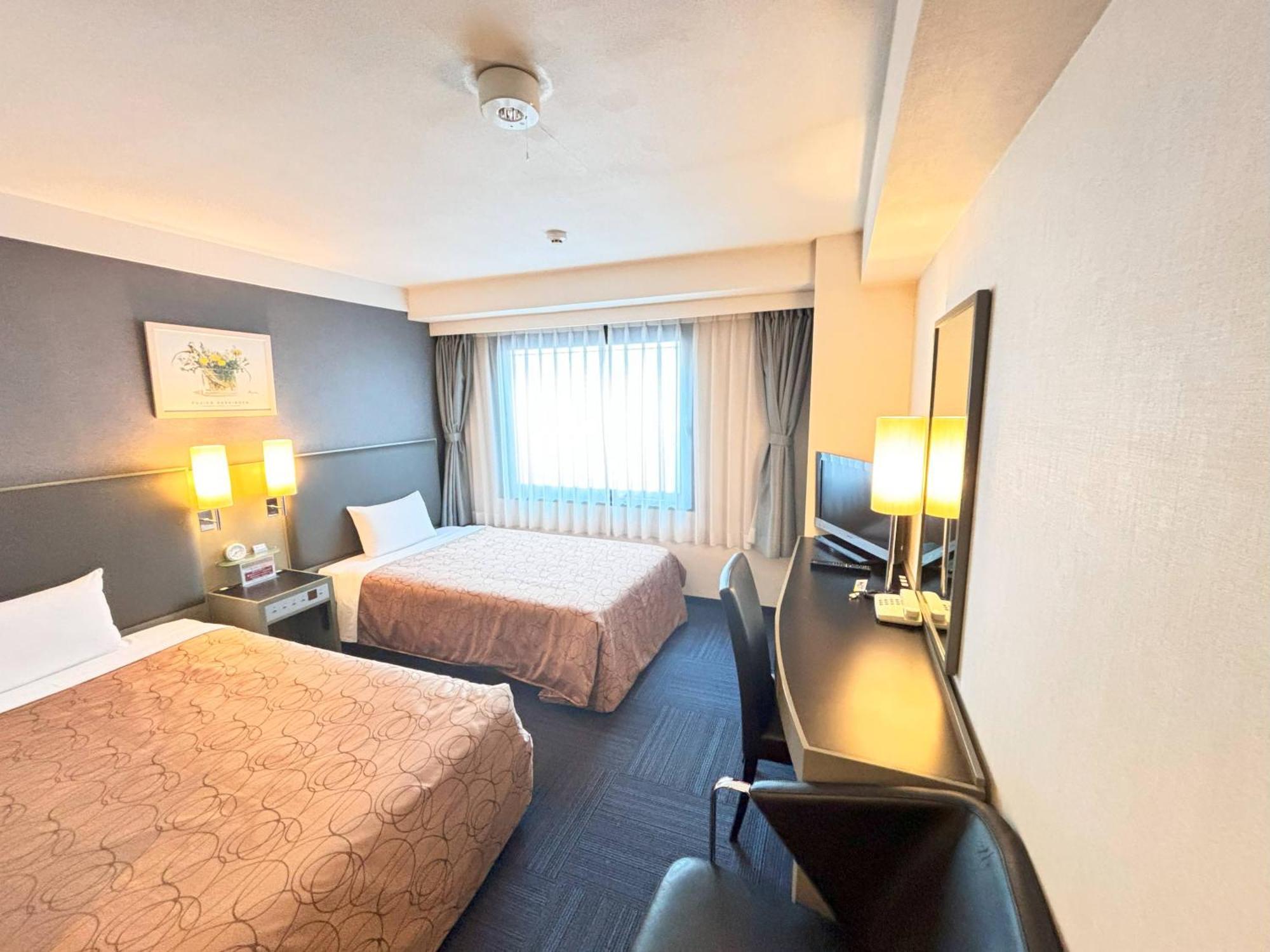 Grand Central Hotel Tokyo Exterior photo