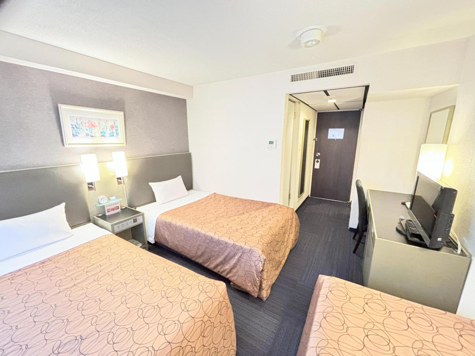 Grand Central Hotel Tokyo Exterior photo