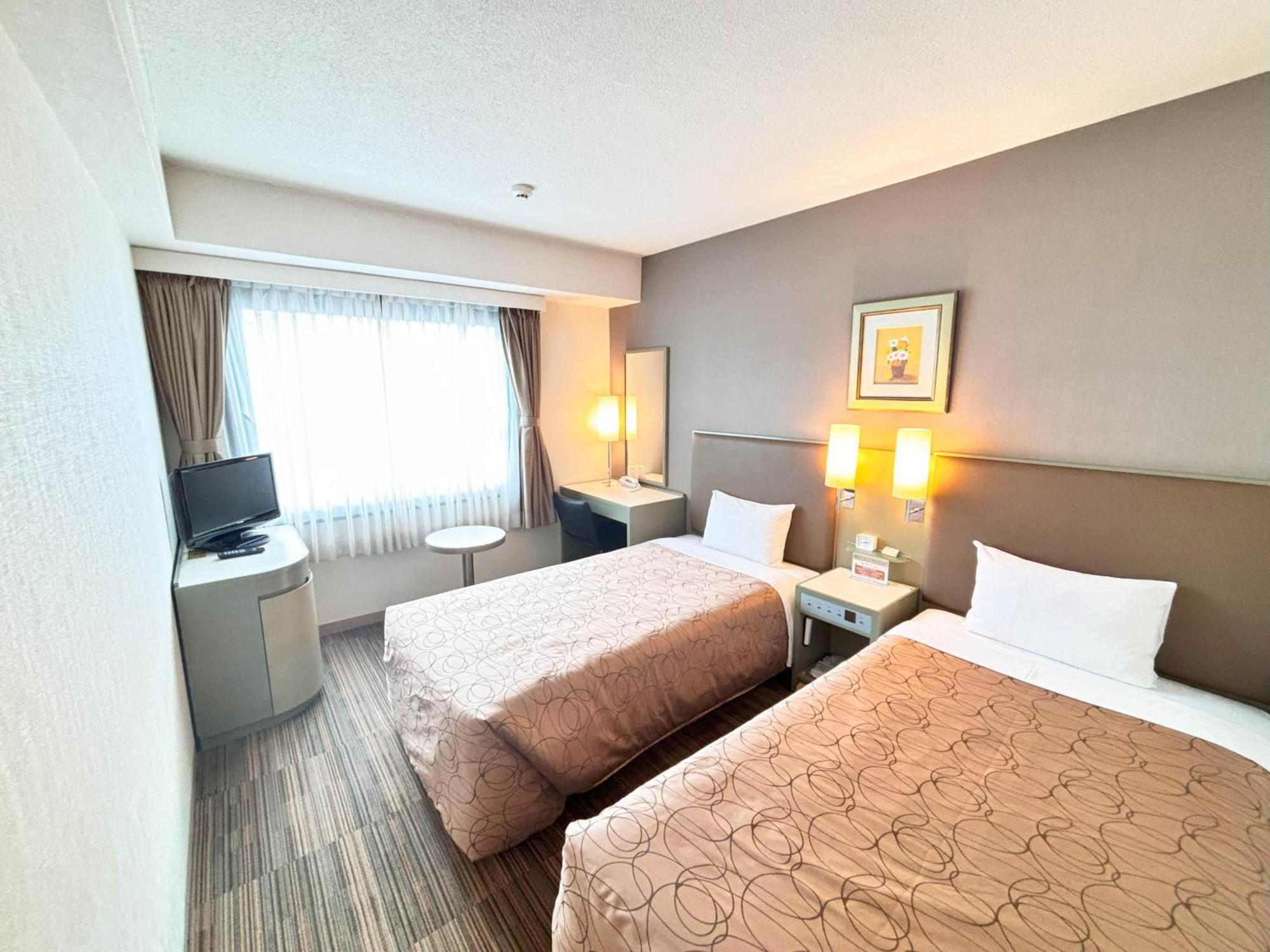 Grand Central Hotel Tokyo Exterior photo